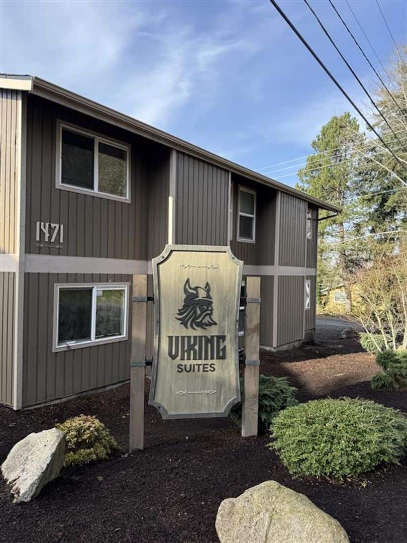 Viking Suites
